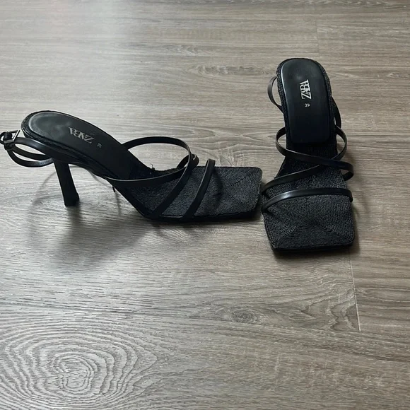 Zara Shoes Zara Strappy Heels Black Size 39 Poshmark